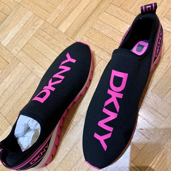 DKNY Wedge Sneakers- New in Box - Picture 2 of 7